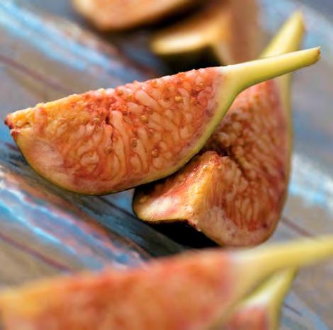 VYTVOŘTE SI SVÉ VLASTNÍ MENU ZDRAVÁ A DIETNÍ ALTERNATIVA MINIMUM 10 OSOB DIETNÍ MENU S NÍZKÝM OBSAHEM TUKU, CHOLESTEROLU A SOLI, BEZ LEPKU Fitness zábava Pyramida z lilku, cukety a pozvolna pečených