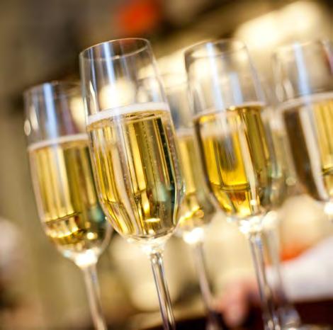 VINNÝ LIST Šampaňská a šumivá vína 750ml Znovín Classic Sekt Demi-Sec / Brut Znovín Znojmo, Česká republika Prosecco Spumante Fantinel Fiuli Venezia Guilia, Itálie