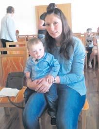 Po krátkém představení smyslu této akce se mladí i dříve narození zájemci, kterým přálo tradičně i počasí, vydali na zhruba dvacetikilometrovou trasu okolím Rokycan.