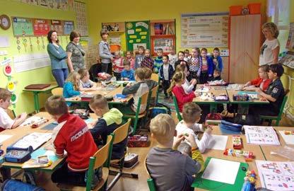 MŠ o přijetí dítěte k základnímu vzdělávání, informovaný souhlas zákonného zástupce, zápisní lístek), popř. žádost o odklad povinné školní docházky včetně povinných příloh.