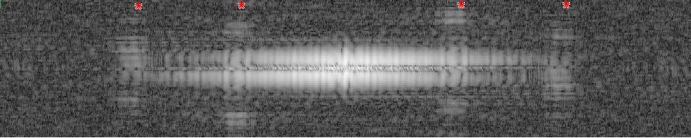 filtrace je možné odstranit šum z dat (band pass filtr) nebo potlačit určité prostorové frekvence (notch filtr) [1].