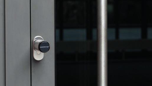instalace Velmi vysoká zpětná kompatibilita (retrofit) Žádné vrtání, žádná kabeláž 3 60,5 A B 60,5 Napájení Baterie (až 40,000 cyklů,