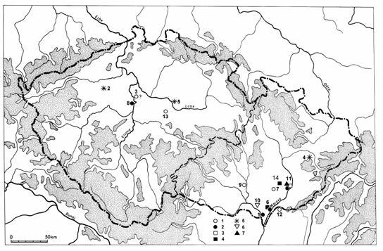 Obr. 6. Mapa nálezů byzantských mincí a hedvábí z 9. 10. století v České republice. Leganda: 1. hedvábí z hrobu (9. 10. stol.), 2. hedvábí z více hrobů, 3. měděná mince z 9. stol., 4. zlatá mince z 9.