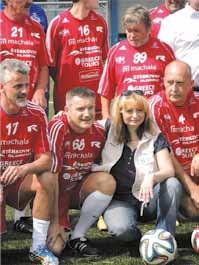 Pospolu pro dobrou věc hráli herci, zpěváci, fotbalové kapacity, starostové obcí, hejtman, sportovci a