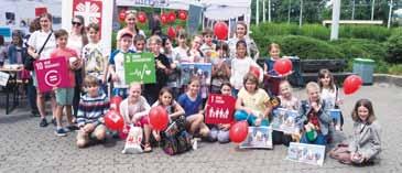 OSMIČKA / MĚSÍČNÍK MĚSTSKÉ ČÁSTI PRAHA 8 / červenec 2017 www.praha8.cz 21 Měníme Prahu 8 výstava i veřejná debata Udržitelně o Neudržitelné Palmovce Městská část Praha 8 uspořádala v pondělí 5.