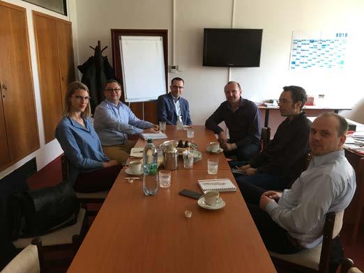 AKTUÁLNÍ TÉMA Daří se nám vystoupit ze stínů minulosti Rozhovor s předsedou OS PPP Františkem Hupkou o prvním poločase Už druhým rokem je v čele našeho odborového svazu František Hupka.
