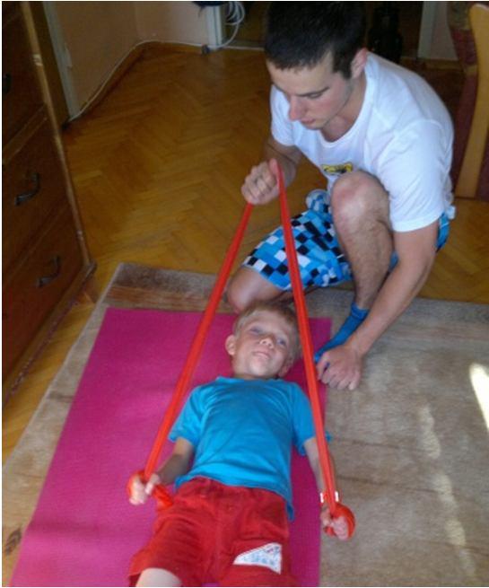8 Projekt VÝZVA odlehčovací služba RESPIT mám čas a mé dítě je v dobrých rukou odlehčovací služba RESPIT RESPIT poskytuje odlehčovací službu osobám, které pečují o dítě či mladého člověka od 1 roku
