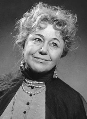 LUDMILA ČERVINKOVÁ Ludmila Červinková (29. 4. 1908 14. 9. 1980), sólistka Opery ND 1942 1966, věnovala se též koncertní činnosti a působila jako pedagožka.