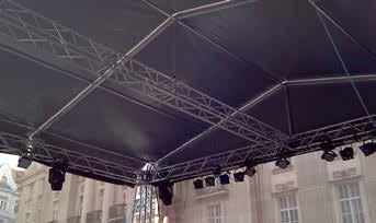 Pronájem: Bílá barva 3 x 3 a 6 x 3 m Nabízíme též prodej v 11 barevných odstínech. PÓDIOVÉ SYSTÉMY Výška pódií je variabilní až do 250 cm.