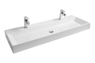 Umyvadlo Natural Duo 1200 Tento model postrádá obvyklé dělení na dvě mycí plochy, čímž vznikl extra velký vnitřní prostor i potřebná odkládací plocha.