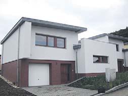Po část rekonstrukci Cena: 1050000 Kč VOJKOVICE, Brno-venkov RD 5+1+galerie, pozemek celkem 430 m 2 Další pozem 720 m 2 kousek od domu Cena: 3300000 Kč DOUBRAVNÍK u Tišnova, Brnovenkov sam stojící RD