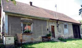V blízkosti domu je veškerá občanská vybavenost (MŠ a ZŠ, hřiště, zdravotní středisko, obchod, dopravní dostupnost, nemocnice). Doporučujeme prohlídku bytu, s financováním rádi poradíme. Cena: 1,450.