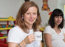 SPOLEČNOST RODINNÉ CENTRUM KAPŘÍK PLÁNUJE NOVÉ AKTIVITY Od začátku října má Rodinné centrum Kapřík, které sídlí v prostorách budovy Městského úřadu v Třeboni, novou koordinátorku Lucii Gerndtovou.