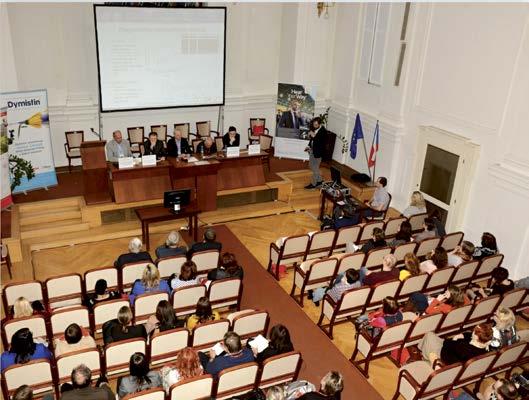 Gál se v další přednášce zaměřil na problematiku chirurgického zajištění DC a zvláště na rizika a komplikace chirurgické a punkční dilatační tracheostomie. První blok byl zakončen příspěvkem K.