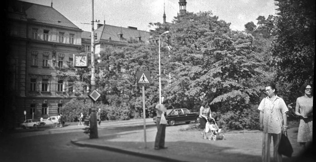 99) mluvčí od 8. 2. 19