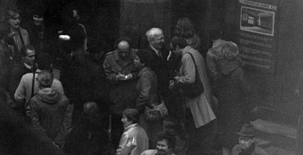 V listopadu 1988 se stal členem Československého helsinského výboru.