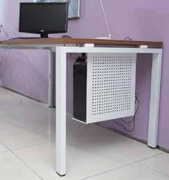pracovní deskou a tím umožní přístup k elektrokanálu.