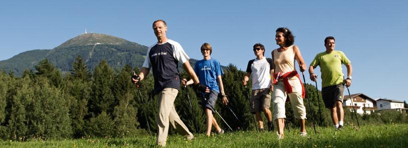 Turistika, Chôdza a Nordic Walking! ploché nohy Áno a veľa - nezabudnite na správnu obuv, pitný režim a dopredu vytýčenú vhodne náročnú trať.