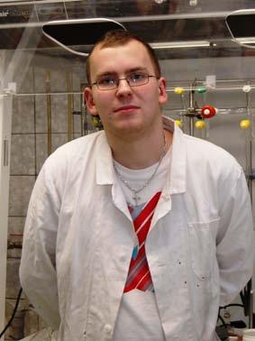 SYNTÉZA KOMPLEXŮ PRVKŮ 4. SKUPINY S CYKLOPENTADIENYL- KETIMIDOVÝMI CHELATUJÍCÍMI LIGANDY Miloš Večeřa RNDr. Martin Lamač, Ph.D. Koordinační sloučeniny prvků 4.
