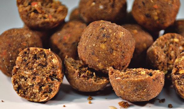Odtud pochází i tato velmi aromatická moučka z tuňáka. Śpanělský pepř dodává boilies unikátní kořenité aroma. Mimořádnou účinnost ukázalo při testování na pálavských jezerech a zahraničních revírech.