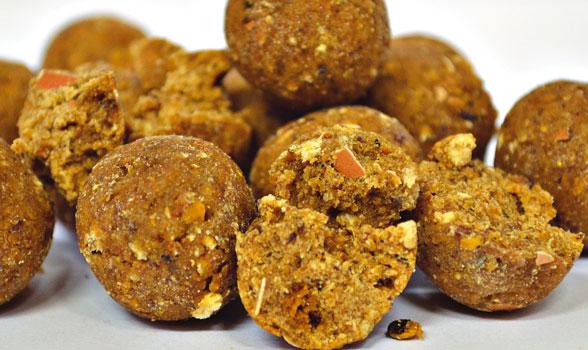 BOILIES MASTER SQUID Základ tohoto boilies tvoří vysoce kvalitní mix tří SQUID mouček a extraktů s přídavkem tekutého krillu. Atrakční schopnosti umocňuje ULTRA AROMA SQUID.