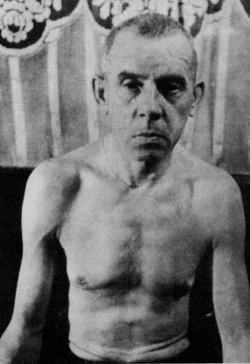 Úderné rotě velel ke konci zdejšího působení útvaru por. Karel Kroupa, velitelem radioroty byl npor. Jan Vavrda, velitelské rotě velel npor. Josef Gebrt. Velitelem druhé roty byl od roku 1948 por.