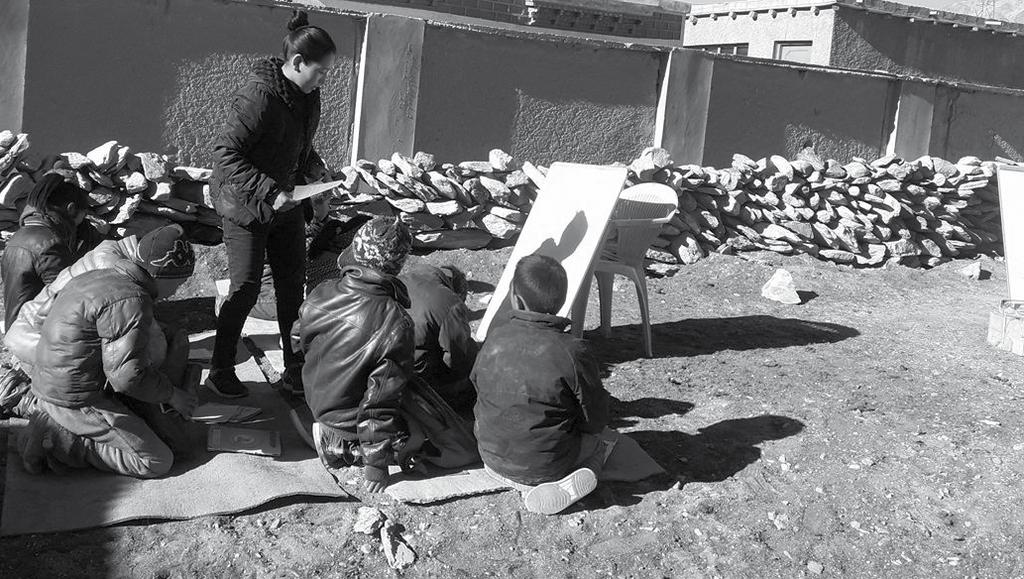 Vzdělání pro děti v Adopci ProTibet Projekt Adopce ProTibet zaštiťuje přímou podporu vzdělání v tibetských exilových vesničkách a klášterních školách.
