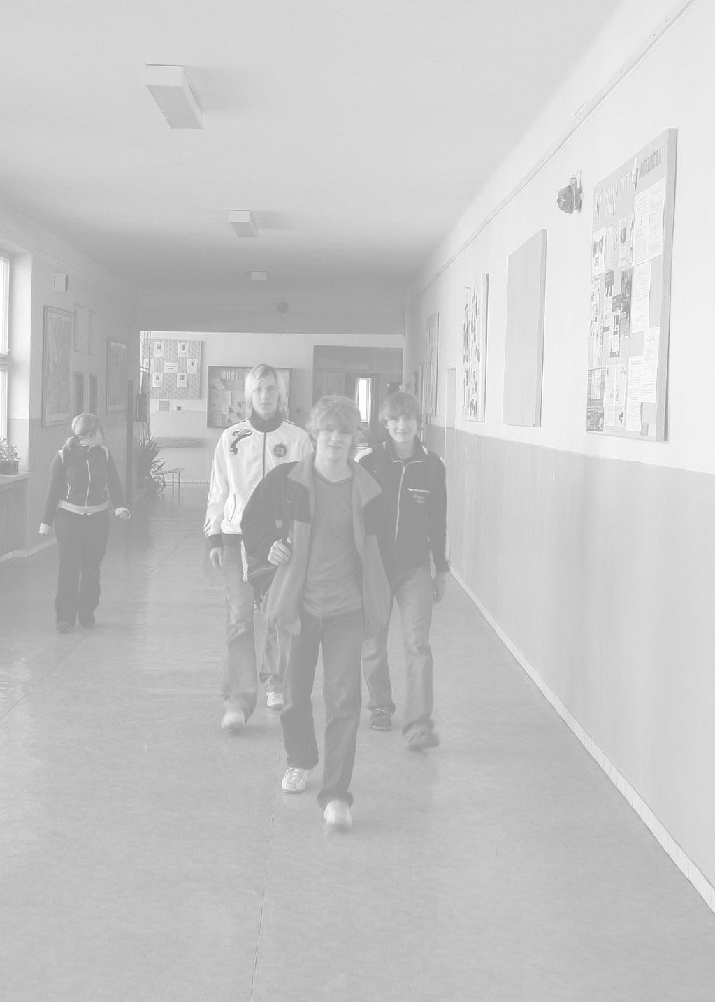Ďakujeme všetkým organizáciam, súkromným firmám aj osobám, ktoré prispeli finančnou alebo materiálnou pomocou na zabezpečenie osláv založenia školy, zlepšenie jej materiálneho vybavenia, ako i