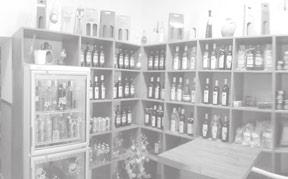 Podle ní ho vypátral barmančin přítel, rytíř okamžiku. -jf- Foto: Archiv, Martin Cibulka VÍTE, ŽE: Zmizel most nad ulicí, vyrostly stromy a samozřejmě ubylo lidí a přibylo aut.