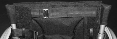 3. STANDARDNÍ VYBAVENÍ hliníkové chrániče (B82), nastavitelná délka nožní opěrky, čalounění z materiálu Cordura, návod na obsluhu, záruční list, hustilka. 4. POPIS FUNKCE 4.