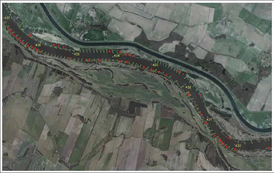 Obr. 8: Zdroje kontaminace sedimentů v povodí: c Staré sedimenty: koncentrační výhony na českém dolním Labi u Nebočad d Staré sedimenty: příklad regionální koncentrace výhonových polí, pro které bylo