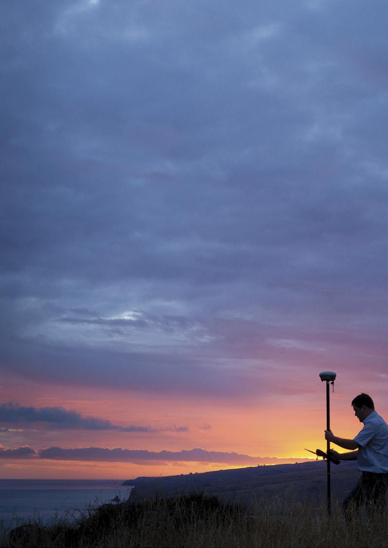 ŠPIČKOVÁ GNSS ŘEŠENÍ Díky zkušenostem a odborným znalostem s GNSS technologiemi nabízí Trimble spolehlivé GNSS geodetické řešení, které splňuje