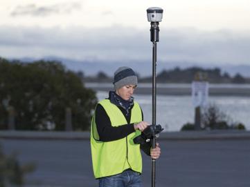 Trimble R8s Nakonfigurováno pro dnešek. Nastavitelné pro zítřek.