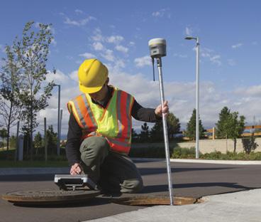 Každý přijímač Trimble R8s má následující vybavení: Výkonné 440 kanálové řešení s technologií Trimble 360 poskytuje nejpokročilejší sledování družicových signálů Komplexní podpor všech stávajících a