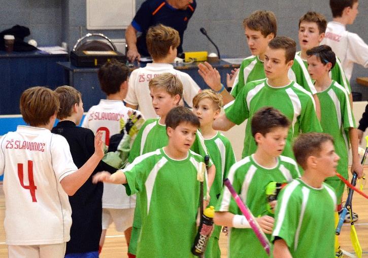 Naše sportovní úspěchy FLORBAL skvělé třetí místo získal náš tým na silně obsazeném turnaji žáků 6. a 7. ročníků! Turnaj se konal 19.