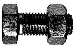 Jeho zvláštní VORåHQtXPRåXMHOHSLWSRUp]QtPDWHULiO\DGtO\ s QHURYQêPLSRYU K\7DNpU$]QpSUDVNOLQ\ PRKRXEêWWtPWROHSLGOHP]DSOQQ\DY\URYQiQ\ Malé, jemné díly mohou být slepeny za