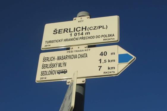 5. Proznačení hřebenové trasy Hřebenová trasa prochází územím Královéhradeckého, Pardubického, Olomouckého, Libereckého kraje a Dolnoslezského vojvodství, kde horní větev kopíruje historickou hranici