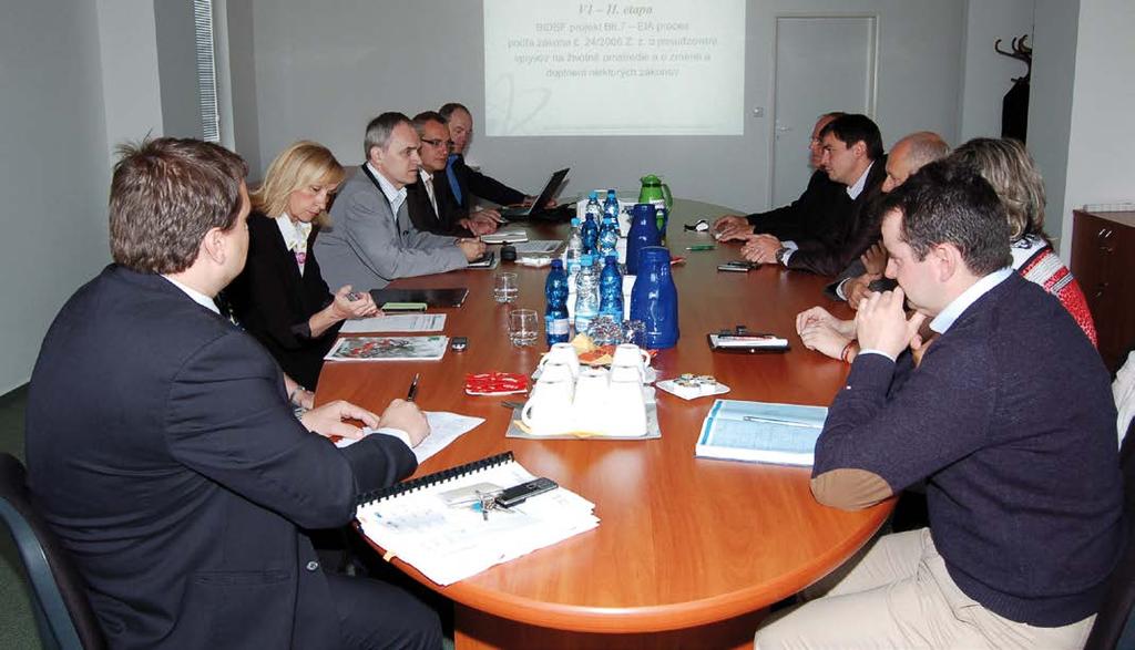 v regióne_javys u nás 02/2013 Ocenili informácie pred zverejnením zámeru Ďalší projekt komunikovali zástupcovia JAVYS so starostami dotknutých obcí z jaslovskobohunického regiónu. JAVYS informoval 30.