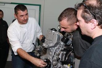 SCHAEFFLER ŠKOLENÍ NEJLEPŠÍ SLUŽBA PRO AFTERMARKET Výrobce originálních autodílů, společnost Schaeffler, patří mezi lídry v automobilovém průmyslu.
