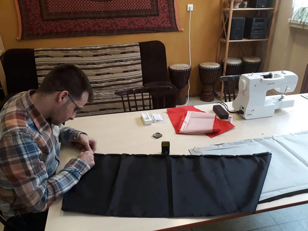 Str. 14 V rámci nácviku péče o domácnost jsme učili uživatele vařit, nakupovat potraviny a využívat veřejných služeb.
