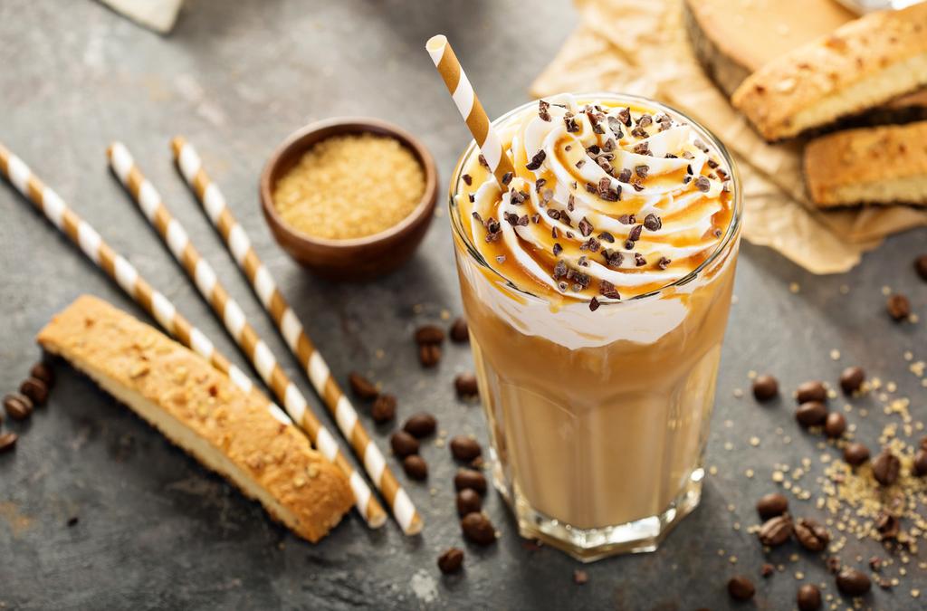 K AVÁ R N A A C U K R Á R N A F L O R I Á N Káva a čaj Cappuccino Latté Machiatto 55 Kč/ ks Ledová káva se zmrzlinou 55 Kč / ks Frappé 55 Kč / ks Vídeňská