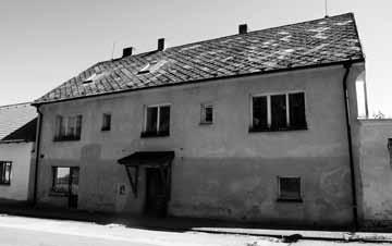 . 3. 1927 byl současně administrátorem excurrendo (to jest dojíždějícím) v Opařanech.