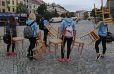 ÚZKOST Apsara, ZUŠ Jihlava Hudba: WWW Choreografie: Hana Zudová a tanečnice Nominace z kraje Jihočeského Při tvorbě choreografie se tanečnice inspirovaly vlastními zážitky a pocity.