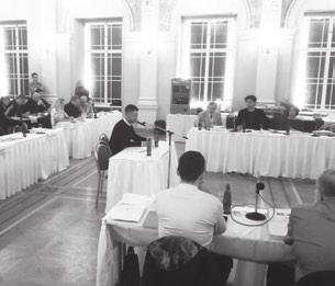 3 3 AK VZAL ROHA Zatímco starosta křičel na občana Bodečka