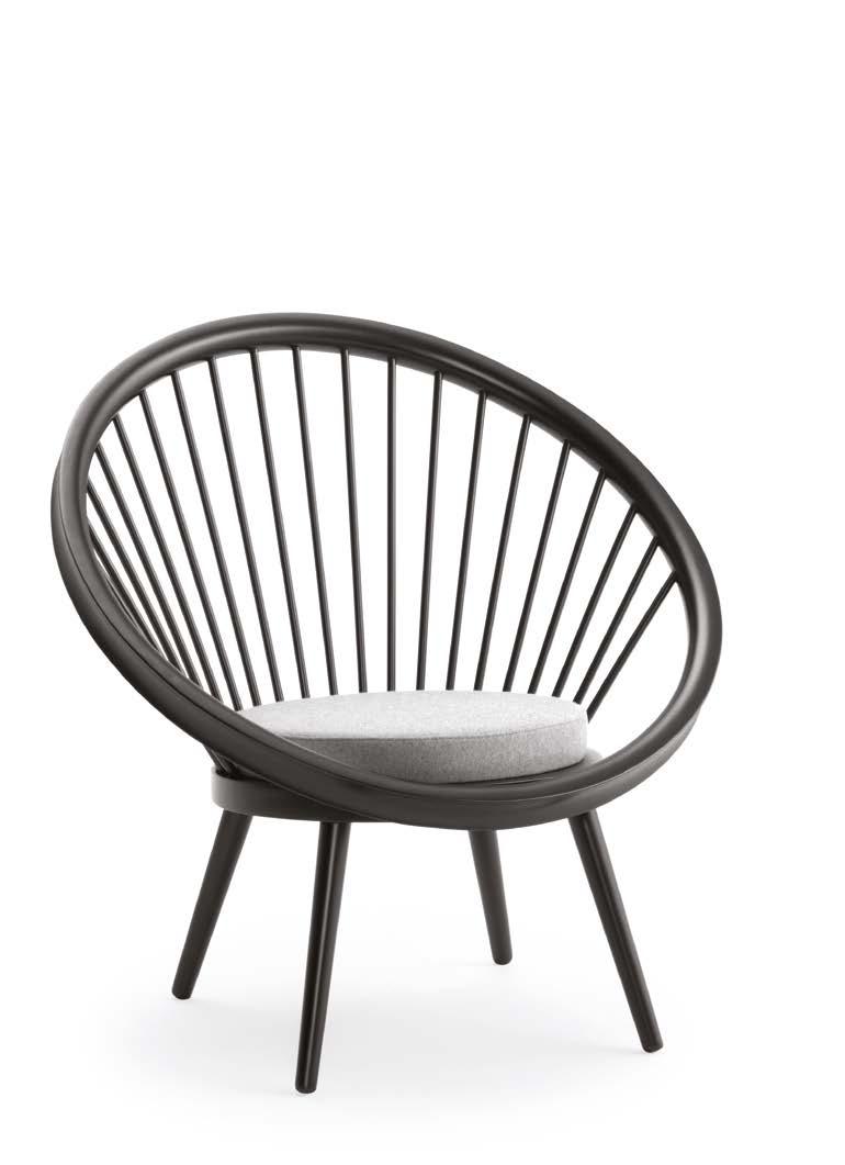 126 VANITY Židle z masivního dřeva / Solid wood chairs / Stuhl aus Massivholz Bukový rám / Beech frame / Buchenrahmen Čalouněný sedák a dřevěné tvarované opěradlo / Upholstered seat and wooden shaped