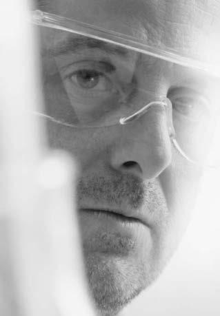 Chromový povrch GROHE StarLight GROHE PVD 10krát odolnější vůči poškrábání 3krát větší tvrdost CO JE VÝSLEDKEM MNOHA LET MAXIMÁLNÍHO ÚSILÍ A TECHNOLOGICKÉ EXPERTÍZY SPOLEČNOSTI GROHE?