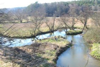 Projected impacts + proposed adaptation measures Floods, drought,