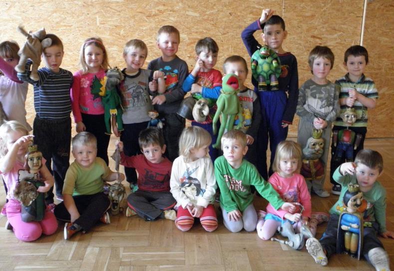 února se družstvo dívek zúčastnilo okresního přeboru v přehazované v Kostelci nad Orlicí.
