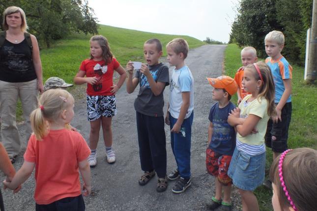 byla u hospody grilována kýta a v 16.00 hod.