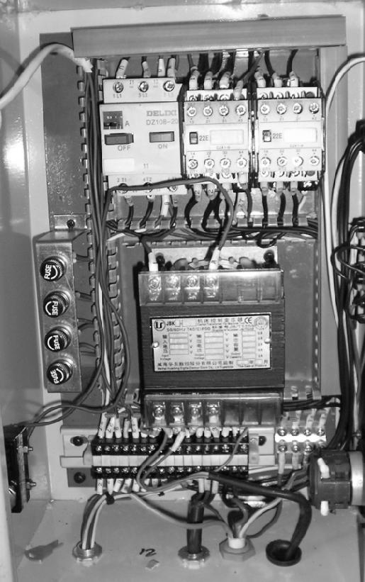 2 Elektroinstalace 2 3 4 5 ) kontrolka pětí 2) vypíč chlazení 3) přepíč